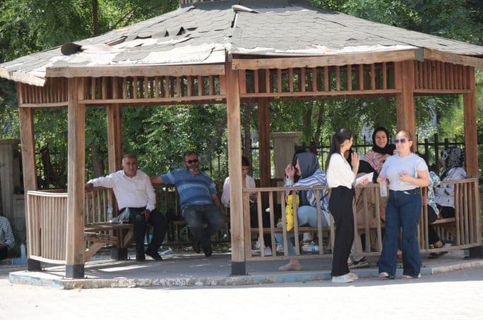 YKS 2023: TYT Sınavı Tamamlandı, AYT ve YDT Yarın Gerçekleşecek — görsel 2
