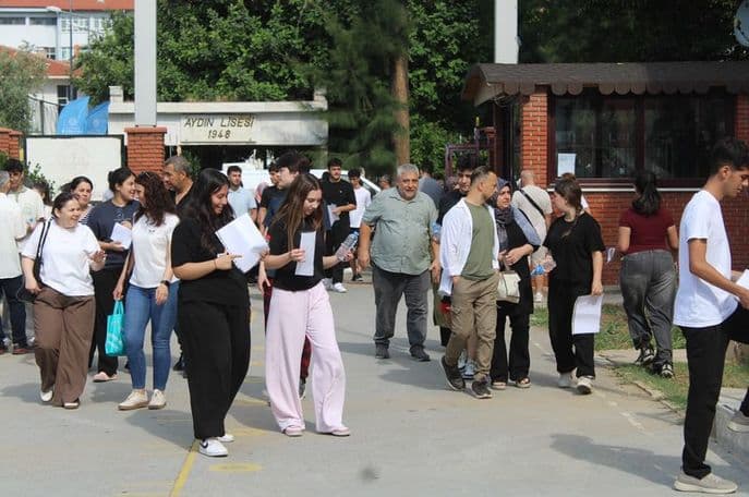YKS 2023: TYT Sınavı Tamamlandı, AYT ve YDT Yarın Gerçekleşecek — görsel 5