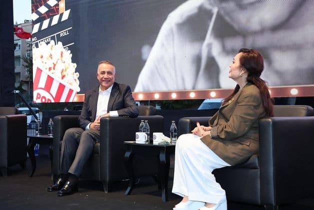 Türkan Şoray: Kadir İnanır'ı Kaybetmenin Derin Üzüntüsü İçindeyiz