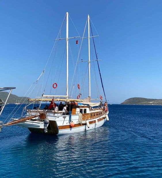 Ünlülerin Tekne Ehliyeti İçin Sınav Zorunluluğu Geldi — görsel 2