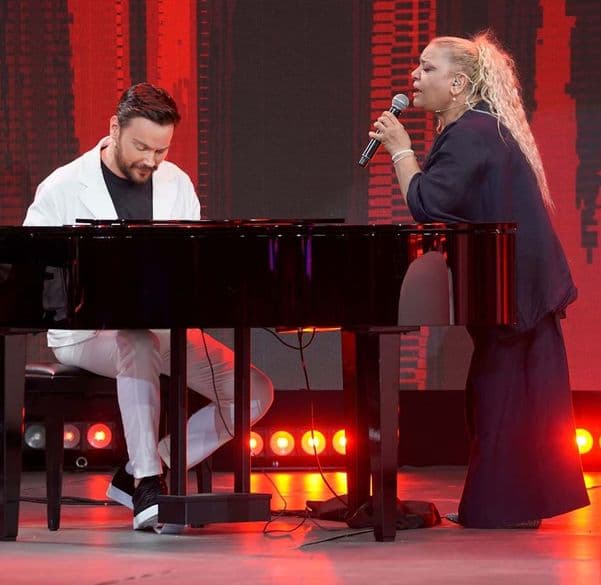 'Yaz Bir Şarkı' Programı Bu Akşam SHOW TV'de İzleyiciyle Buluşuyor