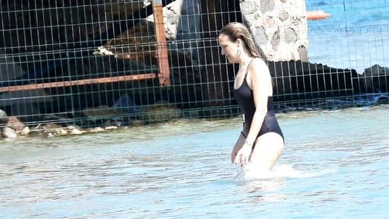 Gupse Özay, Yaz Tatiline Çeşme'de Merhaba Dedi — görsel 2