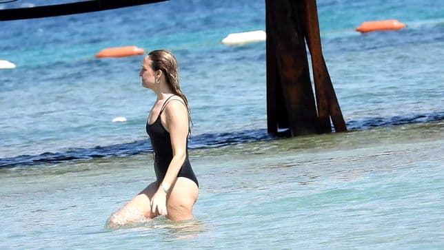Gupse Özay, Yaz Tatiline Çeşme'de Merhaba Dedi — görsel 3