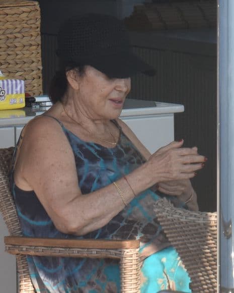 Türkan Şoray ve Kardeşi Nazan Şoray Bozburun'da Tatil Yapıyor — görsel 3