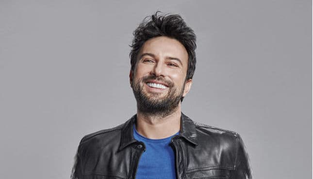 Tarkan, Dortmund Konserinin Ardından Saçlarını Kestirdi