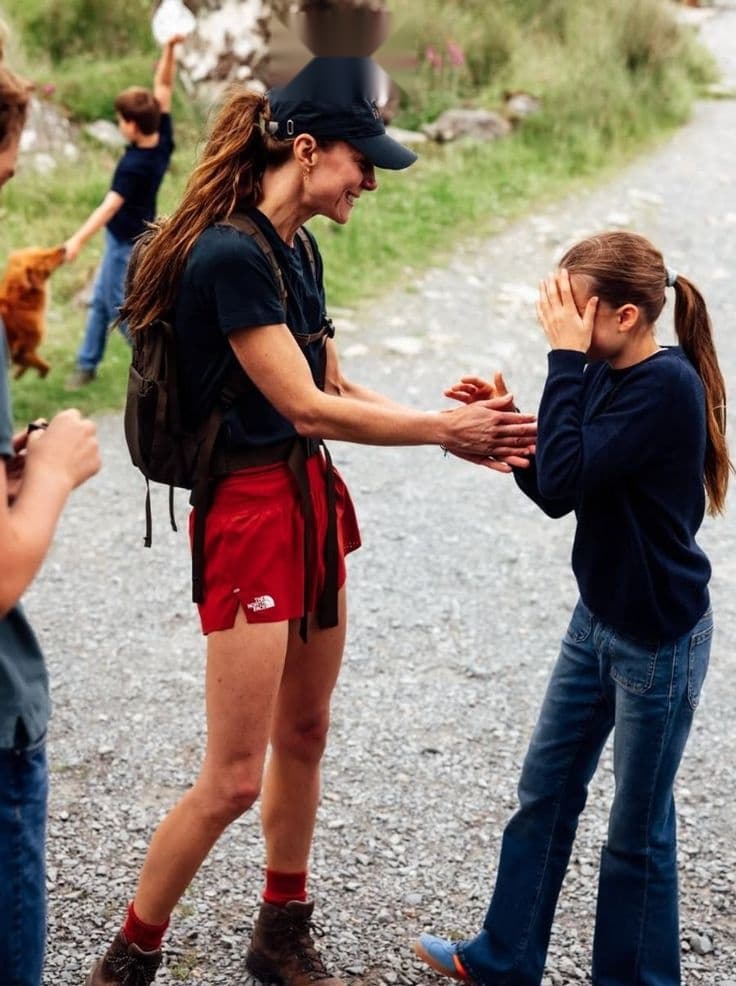 Prenses Kate Middleton'ın Dağ Tırmanışı Sonrası Aile Buluşması — görsel 5