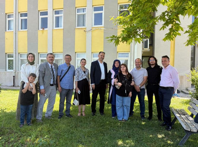 3 Çocuk Annesi Hatice Kuşçalı, Üniversiteyi Birincilikle Bitirdi