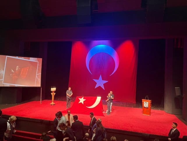 Türk Tiyatrosunun Usta İsimlerinden Zihni Göktay Hayatını Kaybetti — görsel 2