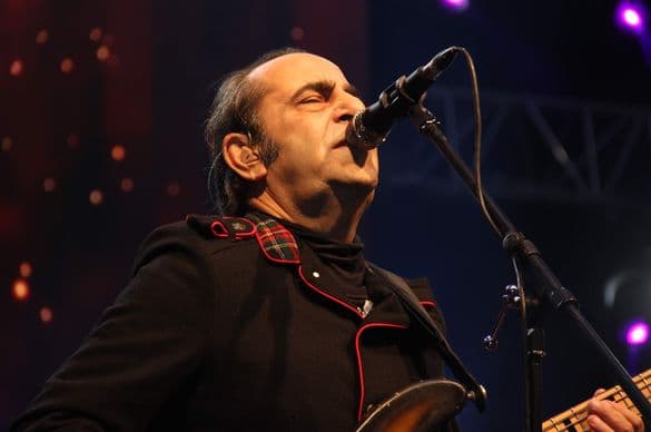Özkan Uğur, 3. ölüm yıl dönümünde sevgiyle anılıyor
