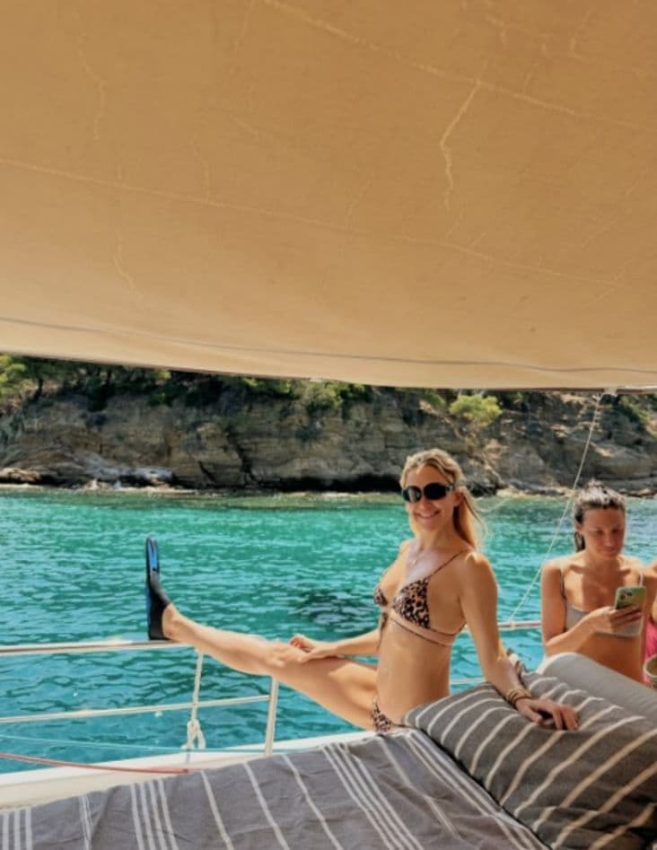 Kate Hudson Ailesiyle Yunanistan'da Unutulmaz Bir Tatil Geçirdi — görsel 2