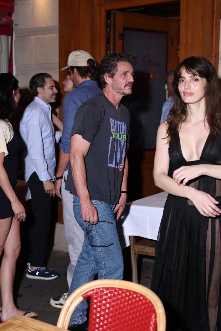 Gigi Hadid ve Bradley Cooper, Pedro Pascal ile Paris'te Buluştu — görsel 3