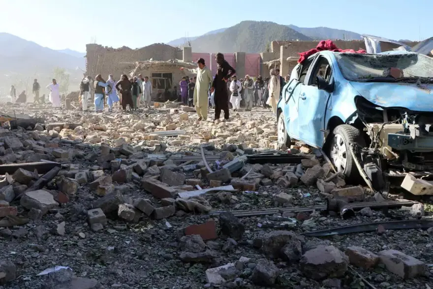 Pakistan'dan Afganistan'a Hava ve Kara Operasyonları: 29 Militan Öldürüldü