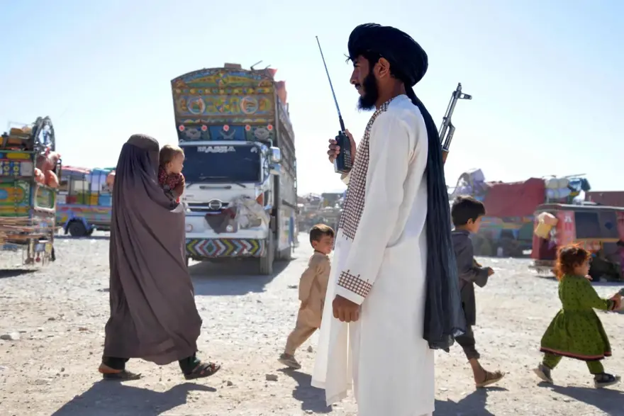 Pakistan'dan Afganistan'a Hava ve Kara Operasyonları: 29 Militan Öldürüldü — görsel 3