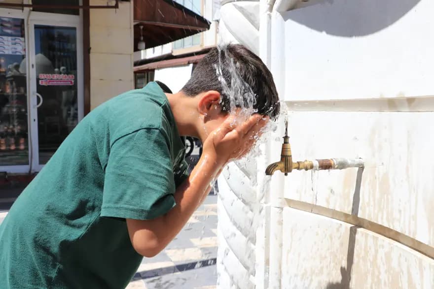 Kavurucu Sıcaklar Geliyor! Uzmanlardan Dışarı Çıkmayın Uyarısı — görsel 2