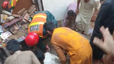 Pakistan'da Dershane Çatısının Çökmesi: 14 Öğrenci Hayatını Kaybetti