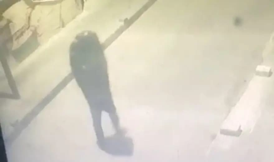 Kırıkkale'de Yangın: Çöp Poşetiyle İşletmeyi Ateşe Verdi — görsel 3