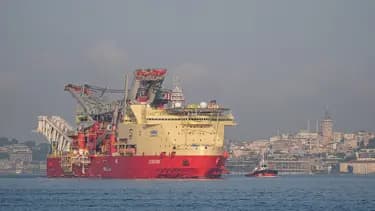 İstanbul Boğazı'ndan Geçen Dev Gemi: JSD6000
