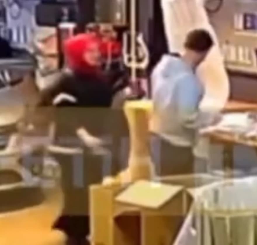İstanbul'da Tacizci Kadın Endişesi: Sokaklarda Erkekleri Hedef Alıyor