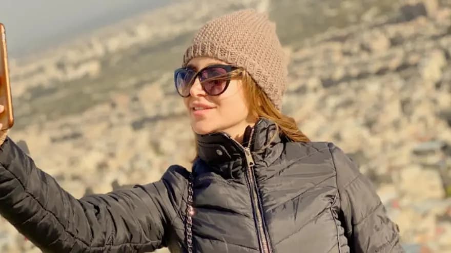 Suriye'de Netflix Yıldızı Rozina Lazkani Milletvekili Oldu — görsel 3
