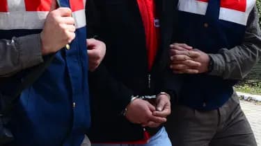 İstanbul'da Sahte Kimlik Şebekesine Operasyon: 31 Gözaltı