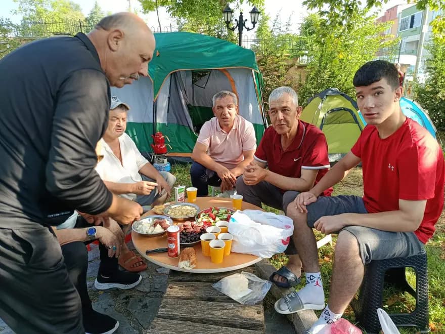 Edirne'de Kırkpınar Coşkusu: Oteller Dolu, Çadırlarda Konaklıyorlar — görsel 2