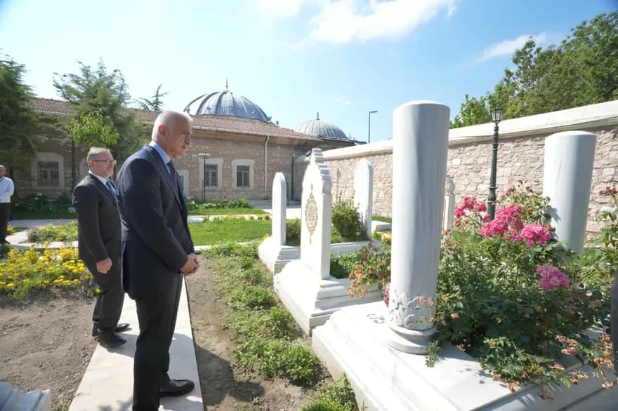 Bakan Ersoy, Fatih Külliyesi'nde Tarihi İsimleri Andı