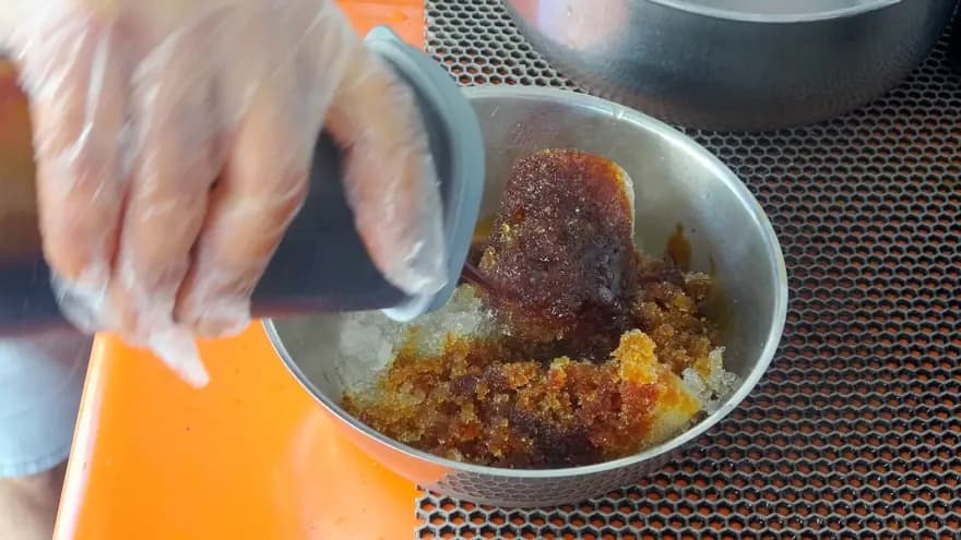 Osmanlı'dan Günümüze: Muğla'nın Vazgeçilmez Serinletici Kar Helvası