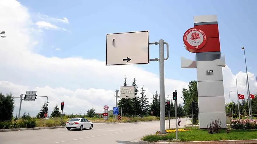 Isparta'da Tıp Fakültesi'nde Sınav Soruları Sızdırıldı, İptal Edildi — görsel 3