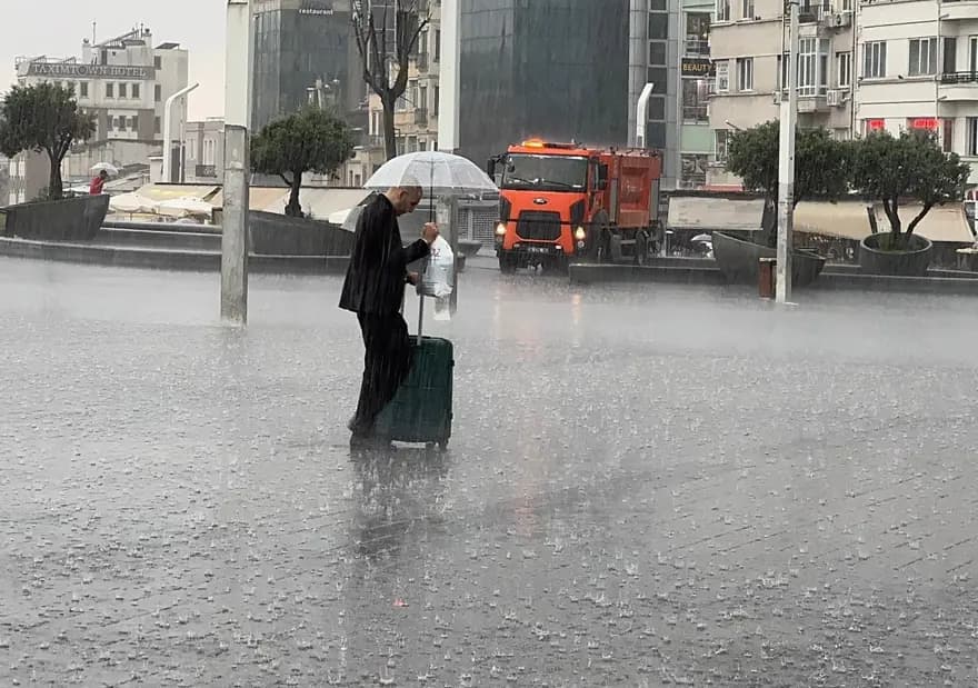İstanbul'da Süper Hücre Etkisi: Su Baskınlarına Dikkat! — görsel 2