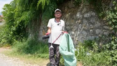 Yol Kenarında Bulunan Altın Çanta, Polise Teslim Edildi