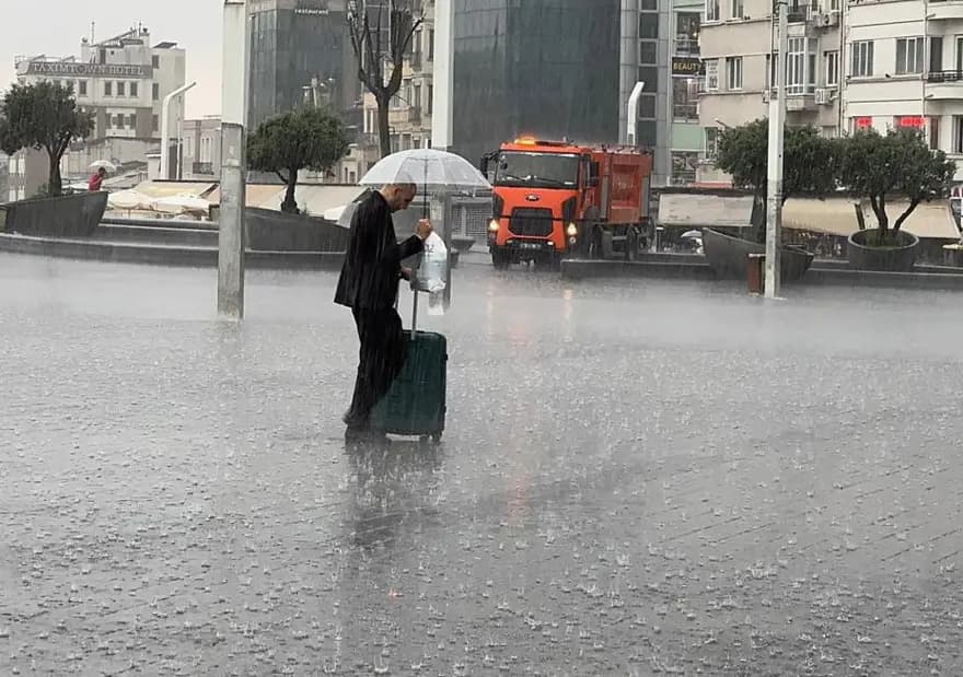 Karadeniz'de Kuvvetli Yağış Uyarısı: Sel ve Heyelan Tehlikesi — görsel 3