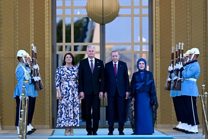 Erdoğan Çifti, NATO Zirvesi'nde Liderleri Ağırladı — görsel 9