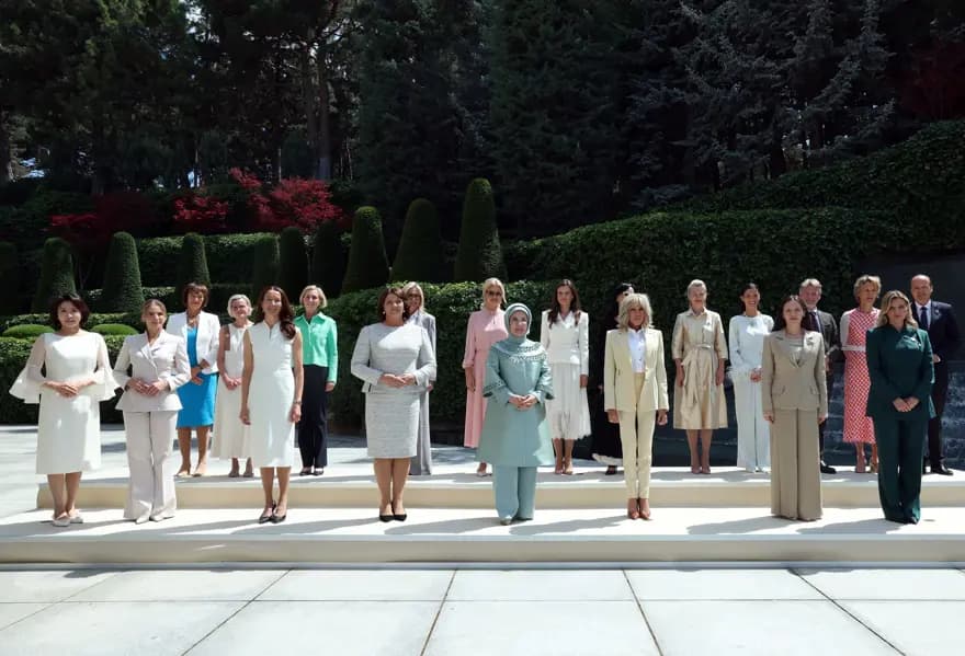 Emine Erdoğan, NATO Zirvesi'nde lider eşlerini ağırladı