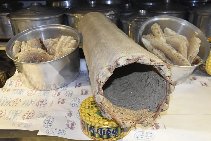 Dünya Liderlerine Hizan Kara Kovan Balı İkram Edildi