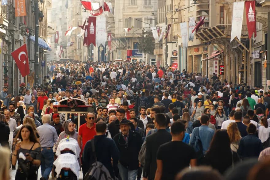 Türkiye'nin Yaşam Süresi Dünya Ortalamasının Üstünde: TÜİK Raporu