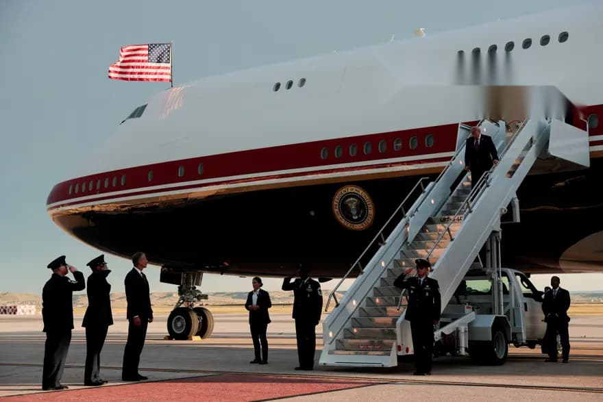 Trump, Türkiye Dönüşünde Eski Air Force One'a Geçti — görsel 6