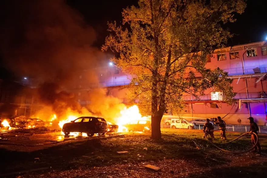 Ukrayna'nın İHA Saldırıları Rusya'da Rafineri ve Limanı Vurdu