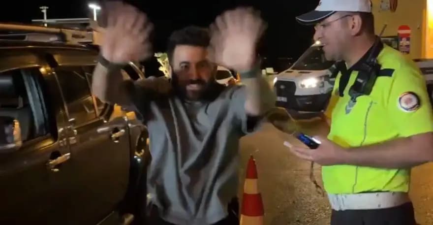 Mudanya'da Trafik Denetiminde Alkol Çıkmayınca Sevinç Gözlerden Kaçmadı — görsel 2