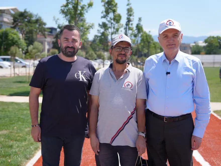 Düzce'de Temizlik İşçisinden Örnek Davranış: Bulduğu Serveti Teslim Etti