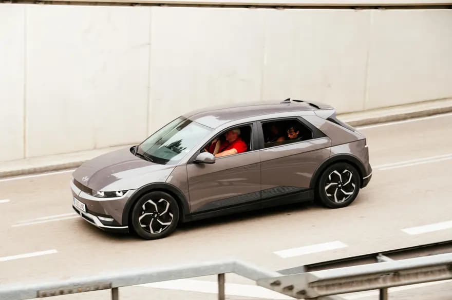 KIA ve Hyundai'den Yangın Uyarısı: 14 Araç İçin Geri Çağırma