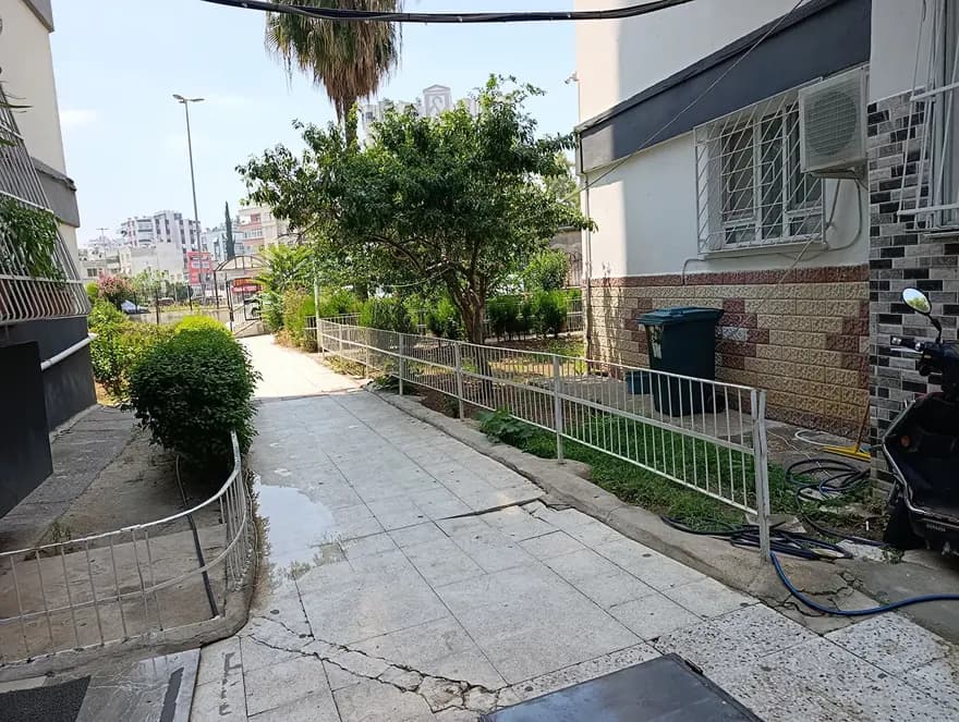 Adana'da Şok Edici Olay: Çekiçle Saldırı ve Boğaz Kesme — görsel 3