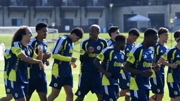 Fenerbahçe, İsmail Kartal yönetiminde yeni sezon hazırlıklarına devam ediyor