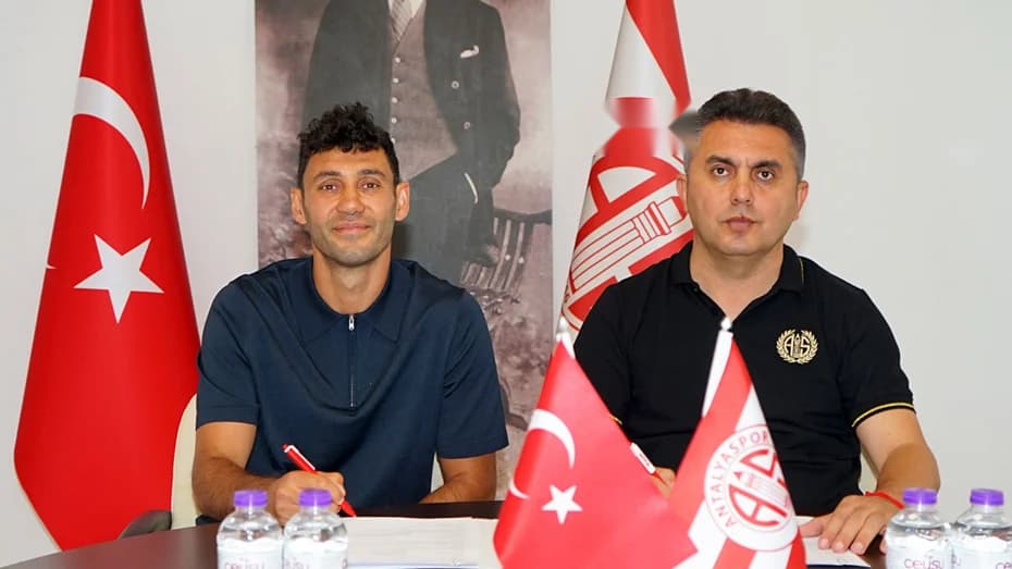 Antalyaspor'dan Veysel Sarı ile 1 Yıllık Sözleşme Yenileme — görsel 3
