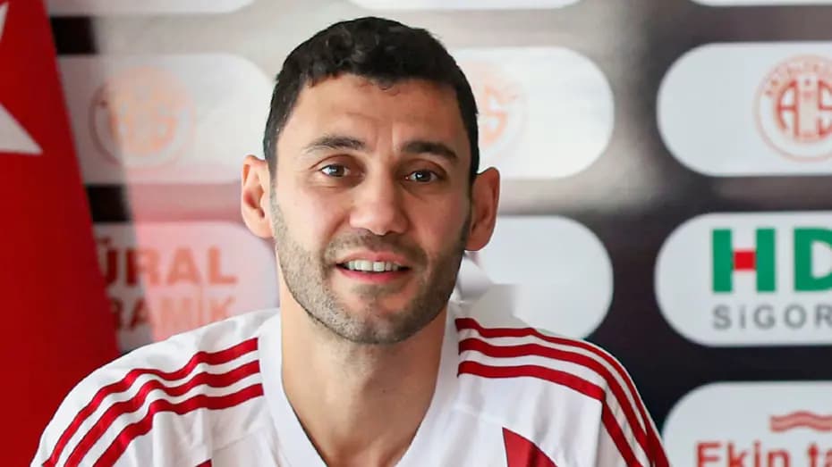 Antalyaspor'dan Veysel Sarı ile 1 Yıllık Sözleşme Yenileme — görsel 5