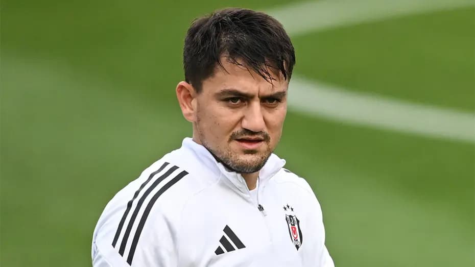 Beşiktaş'ta kadro revizyonu! 15 futbolcu ile yollar ayrıldı — görsel 4