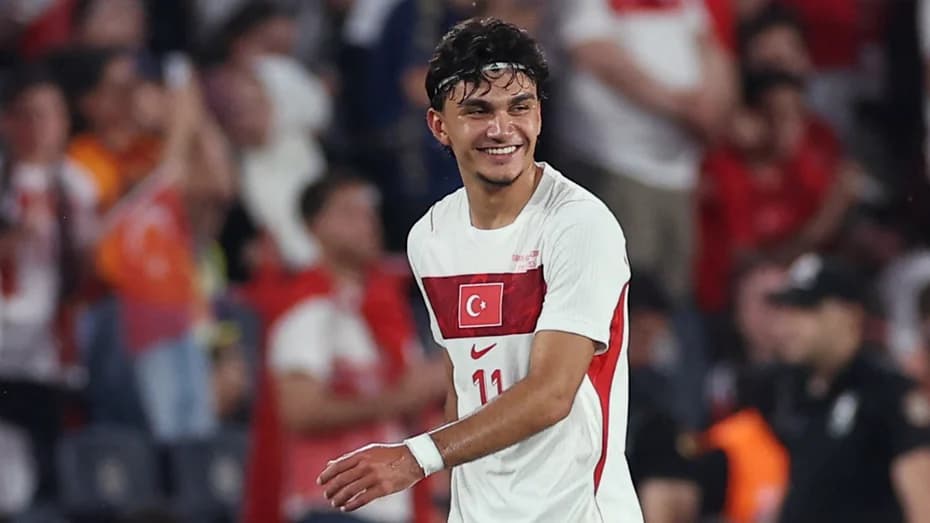 Galatasaray, Can Uzun için Frankfurt'a 40 milyon euro teklif etti! — görsel 3