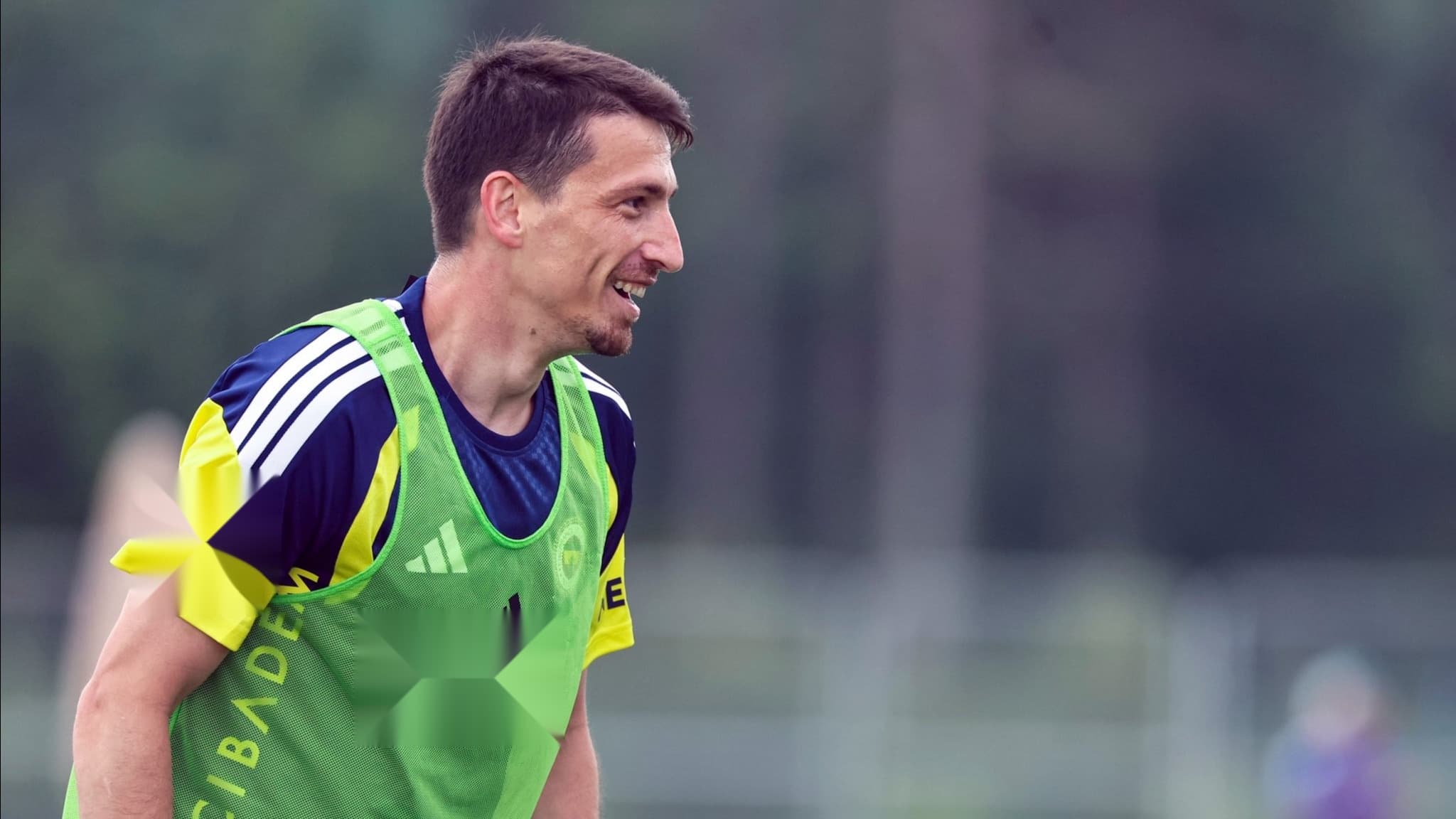Fenerbahçe'de Mert Hakan Yandaş ile yeni sözleşme imzalandı! — görsel 3