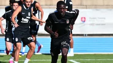 Beşiktaş'ın Yeni Transferi Kassoum Ouattara İlk Antrenmanına Çıktı