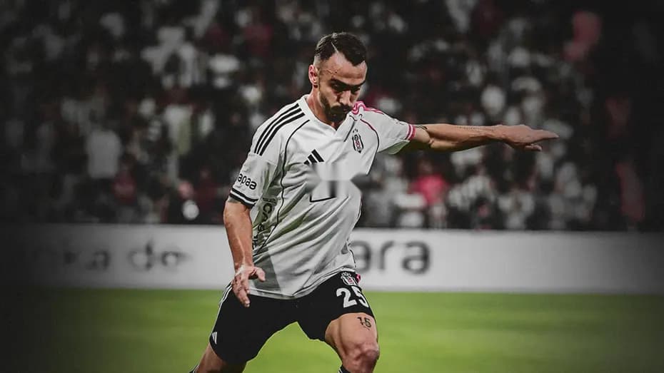 Beşiktaş, Gökhan Sazdağı'nı Çorum FK'ya transfer etti — görsel 8