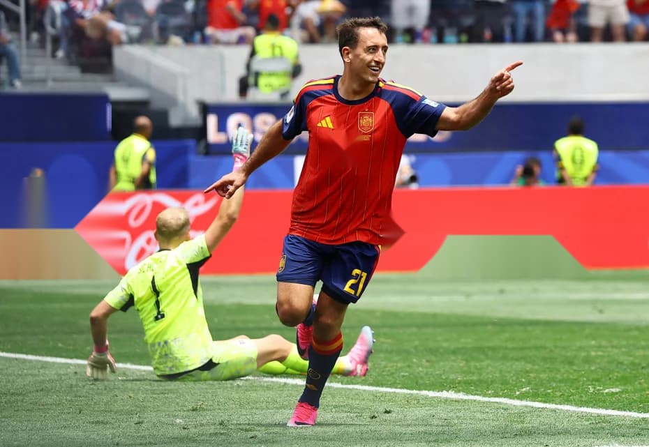 Mikel Oyarzabal, Real Sociedad'da Mutluluğunu Paylaştı — görsel 3